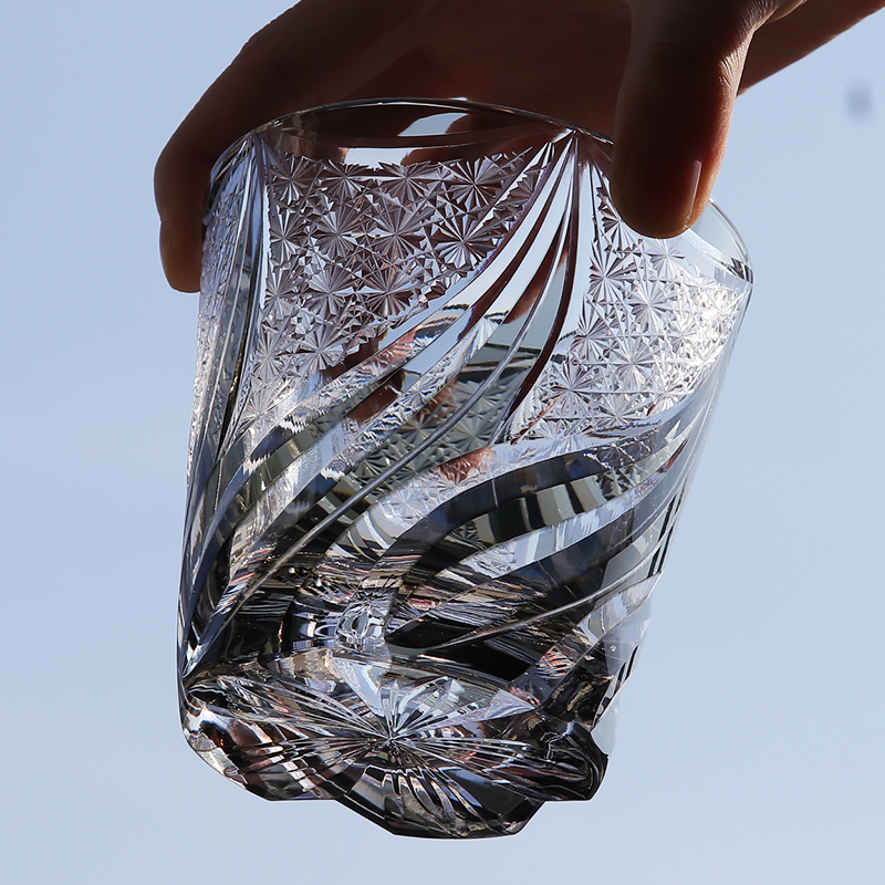 Hand Cut To Clear Grey Glass T - Wine Beer Jp recensie en prijs