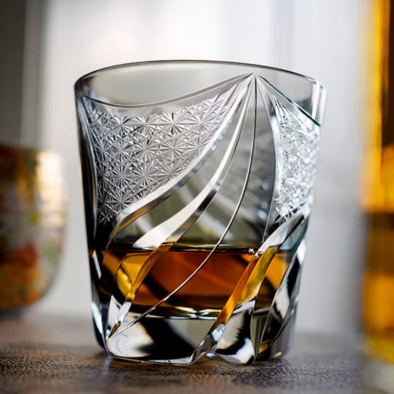 Hand Cut To Clear Grey Glass T - Wine Beer Jp recensie en prijs